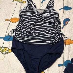 Lands End 18W Swimsuit